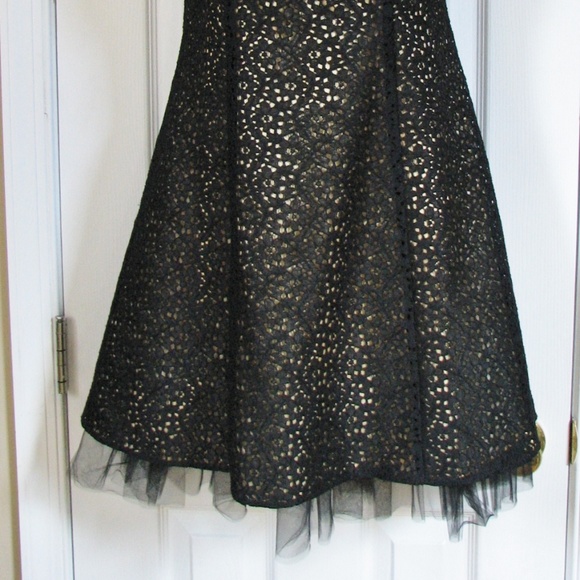 Betsy Adam Dress Black Lace Overlay Gold Petite Women's 12P Party Dress - Picture 3 of 9